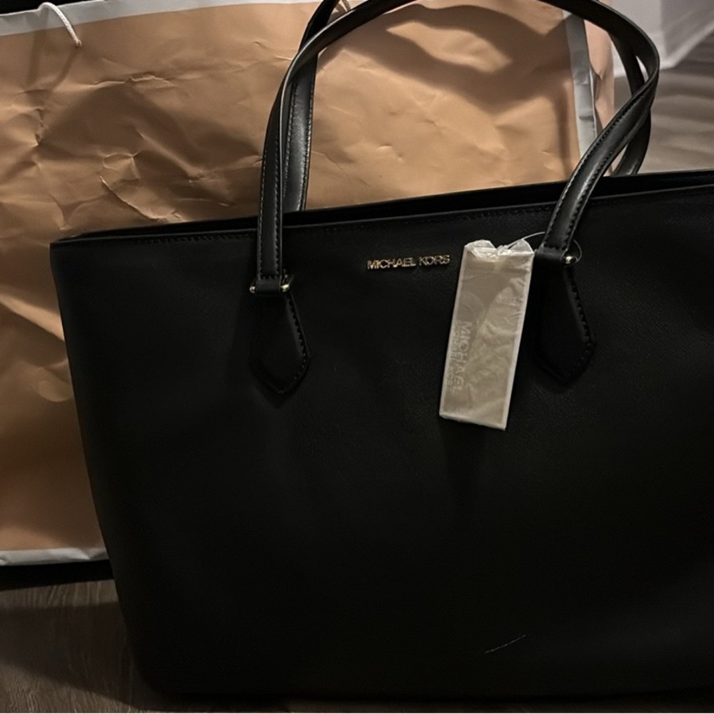 Brand New Michael Kors Tote